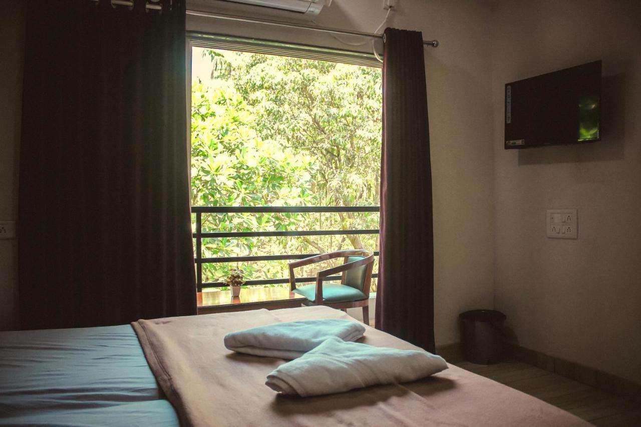 Blue Sea Residency آليباغ المظهر الخارجي الصورة